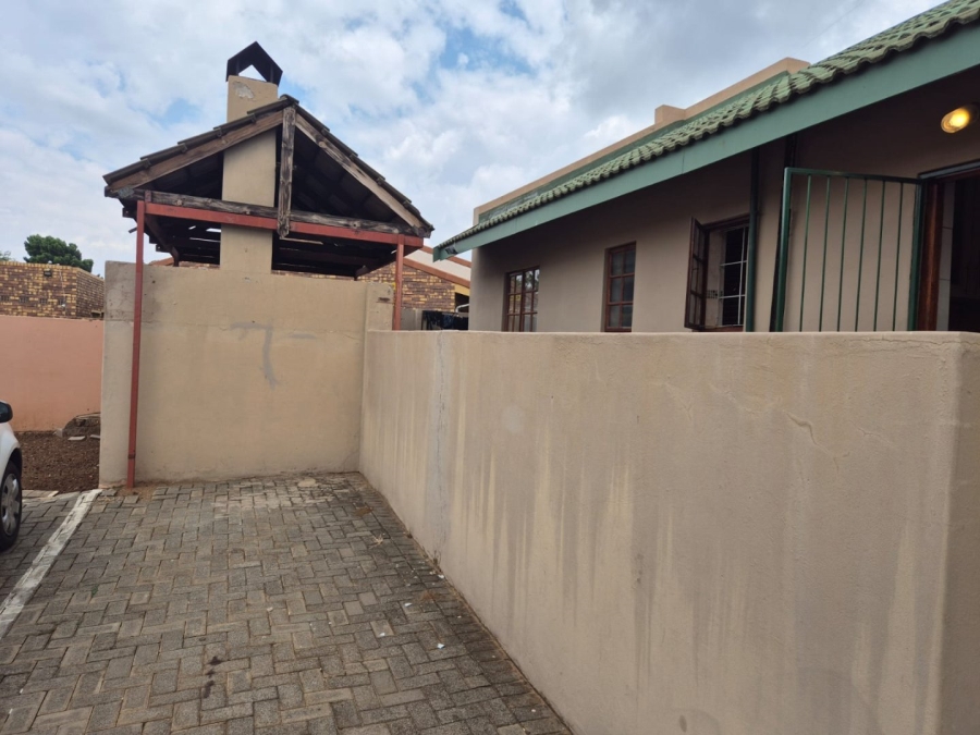 2 Bedroom Property for Sale in Navalsig Free State